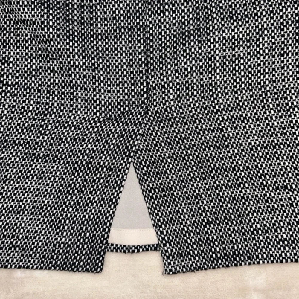 LOFT black/white tweed pencil skirt - sz 8 - Picture 7 of 8